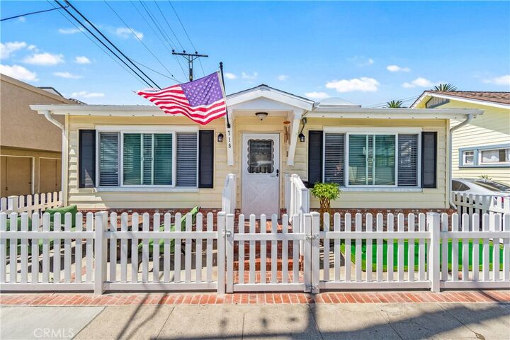 715 Olive Avenue  Huntington Beach CA 92648 photo