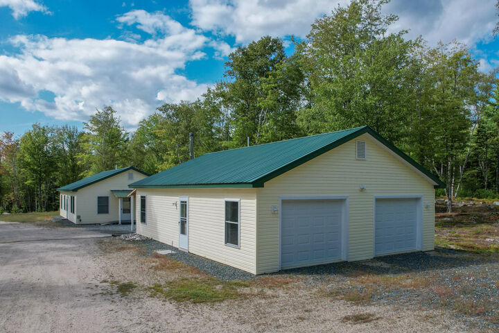 Property Photo:  940 Macomber Mill Road  ME 04634 