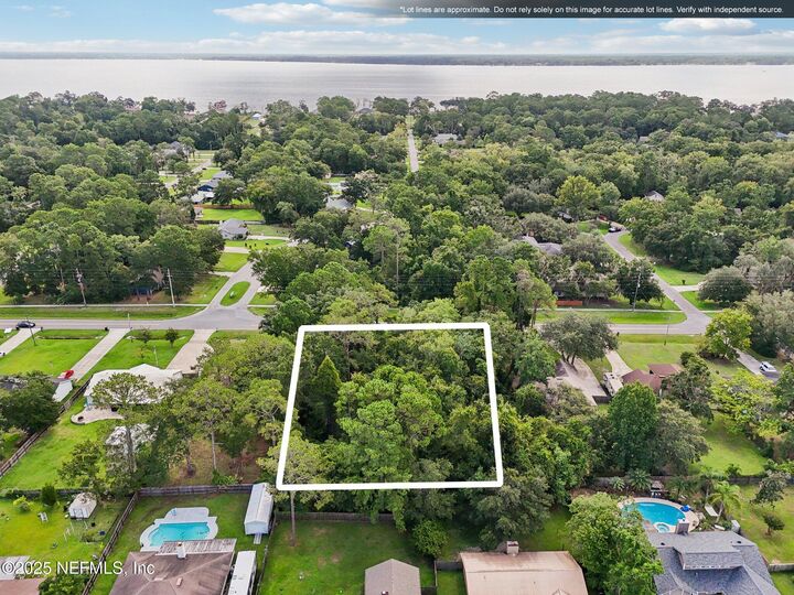 Property Photo:  0 Pine Avenue  FL 32003 