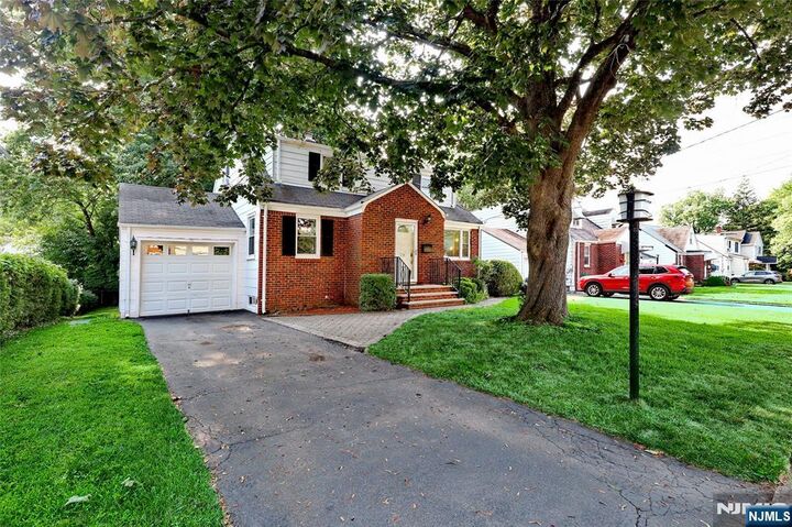 Property Photo:  136 Elm Street  NJ 07626 