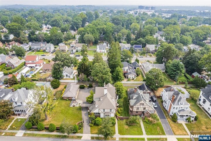 Property Photo:  290 Clinton Place  NJ 07601 