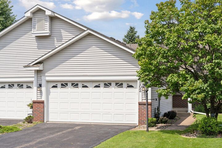 Property Photo:  502 Deer Ridge Lane S  MN 55119 