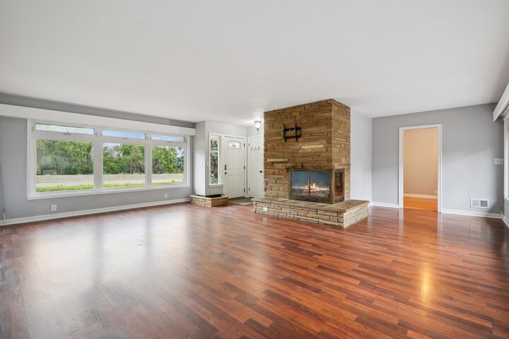 Property Photo: 668 Viking Drive E MN 55117