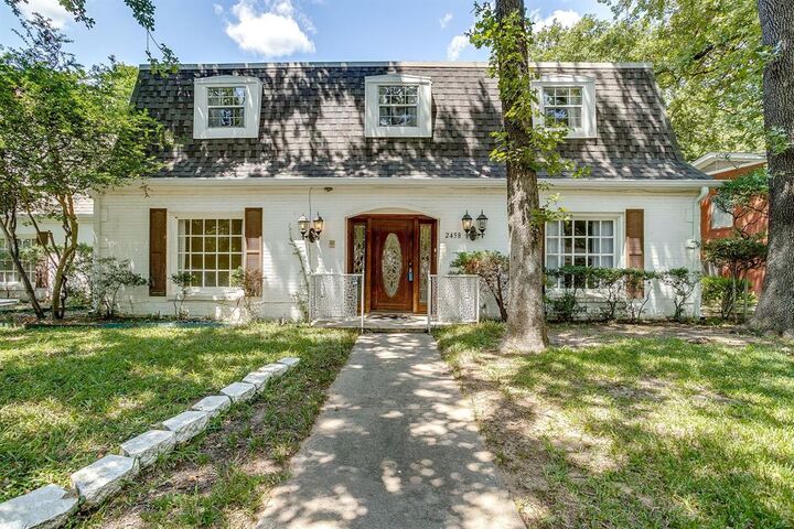 2458 Lakeview Circle  Arlington TX 76013 photo
