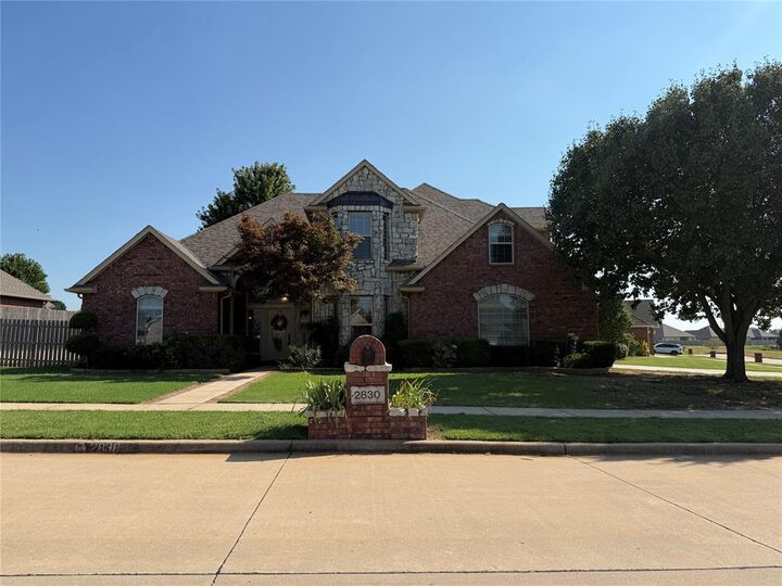Property Photo: 2830 Misty Ridge Drive OK 73071