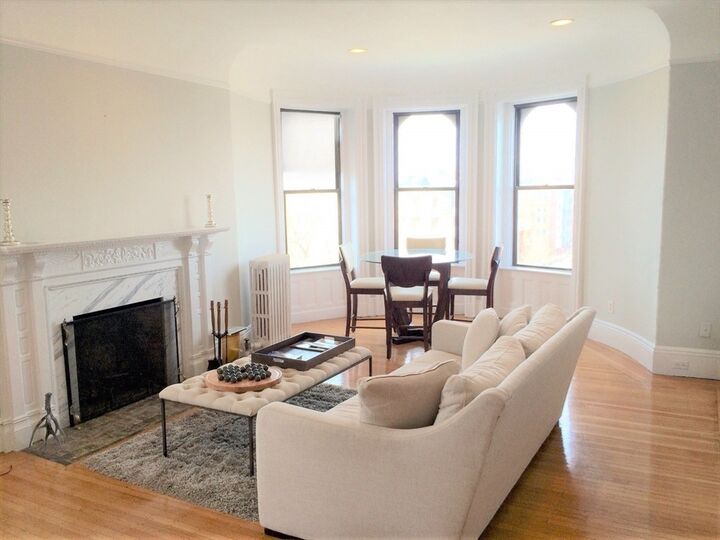 Property Photo:  366 Commonwealth Ave 6G  MA 02116 