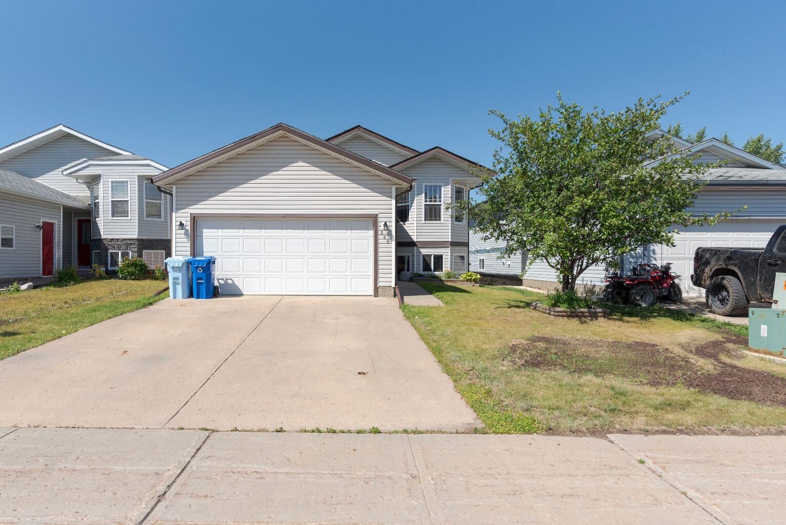 Photo de la propriété:  140 Waterhouse Street  AB T9K 2T2 
