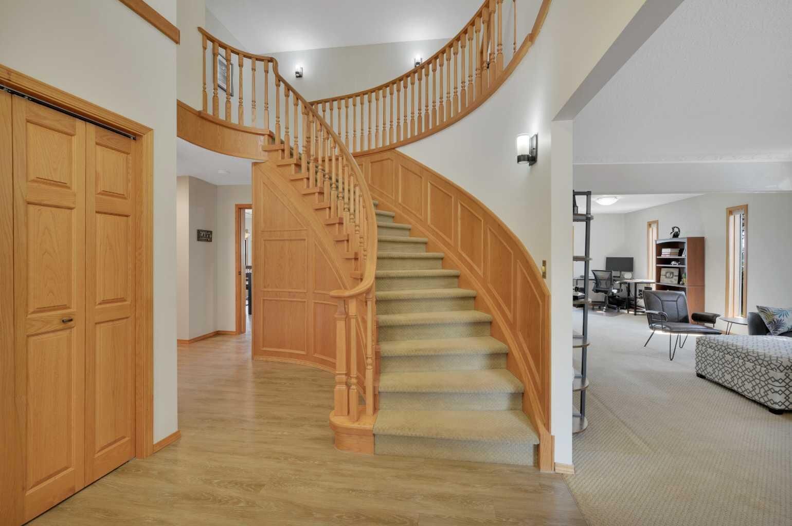Property Photo: 9 Rustic Road AB T4S 1S5
