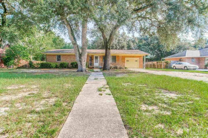 Property Photo:  1240 Dunmire St  FL 32504 