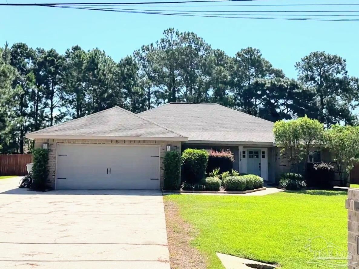 Property Photo:  1938 Commodore Dr  FL 32566 