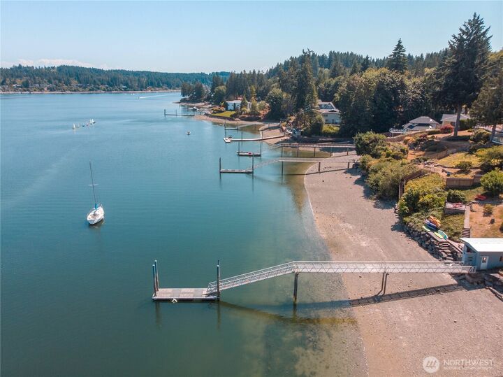 Property Photo:  2819  White Cloud Avenue NW  WA 98335 
