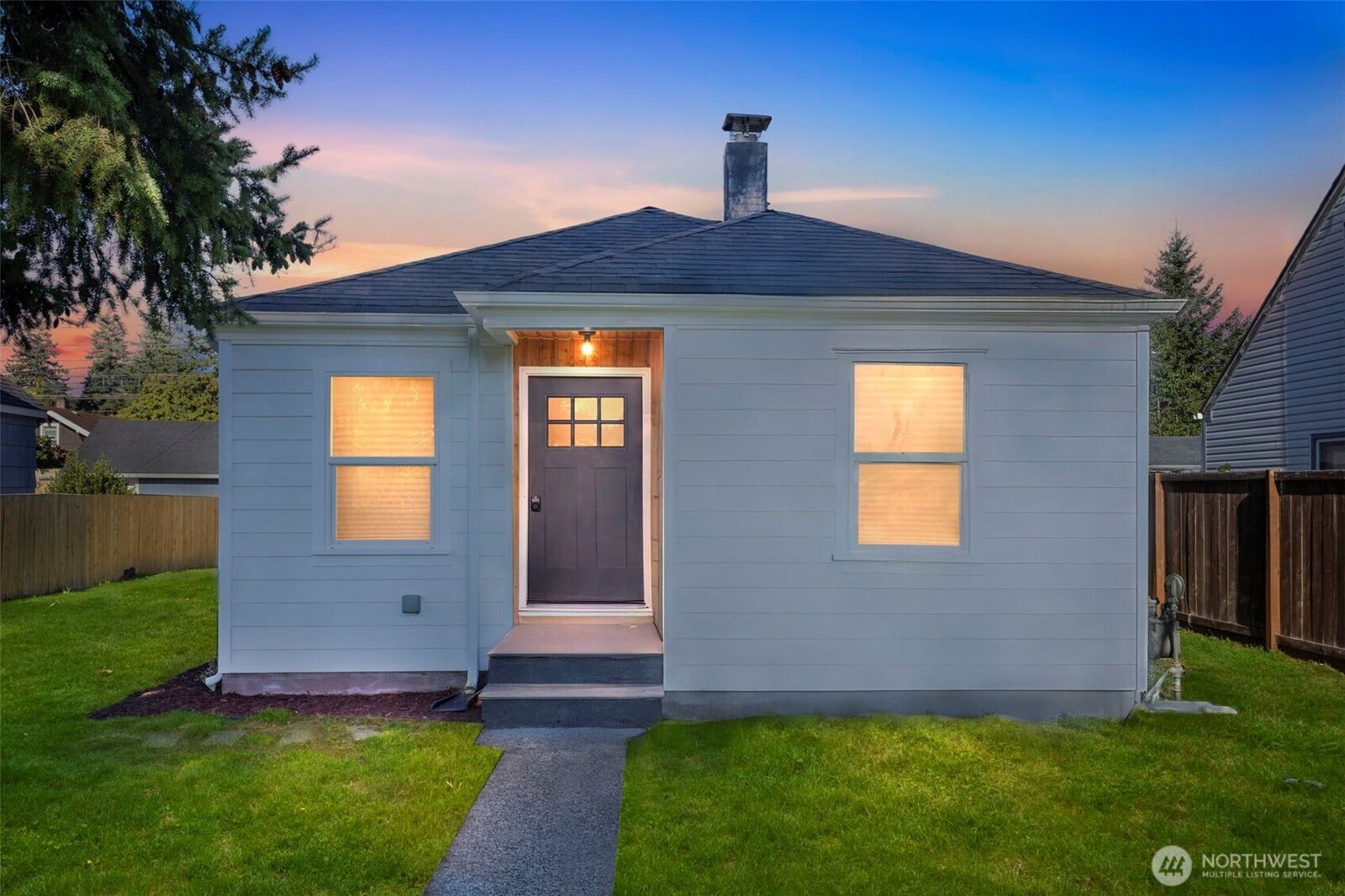 Property Photo:  4914 S Oakes Street  WA 98409 