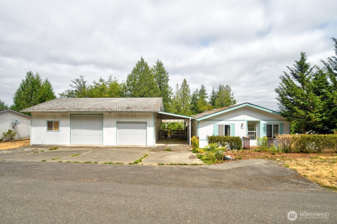 Property Photo: 71 SE Lupine Court WA 98584