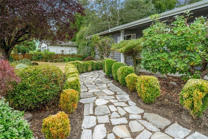 Property Photo: 13316 121st Avenue NE WA 98034