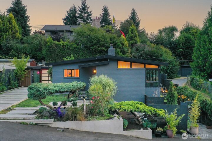 4329 SW Cloverdale Street  Seattle WA 98136 photo