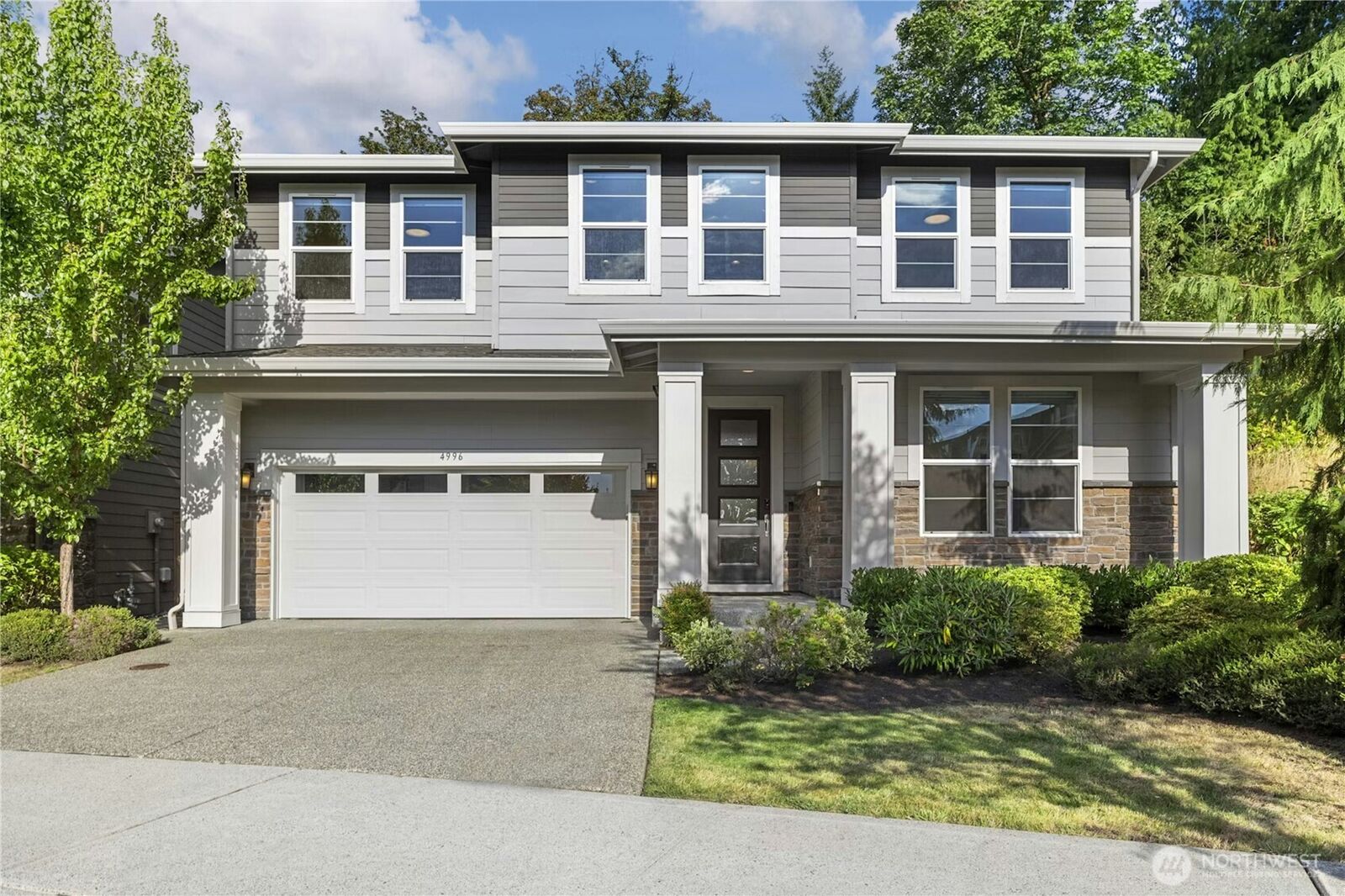 Property Photo: 4996 233nd Avenue SE WA 98029