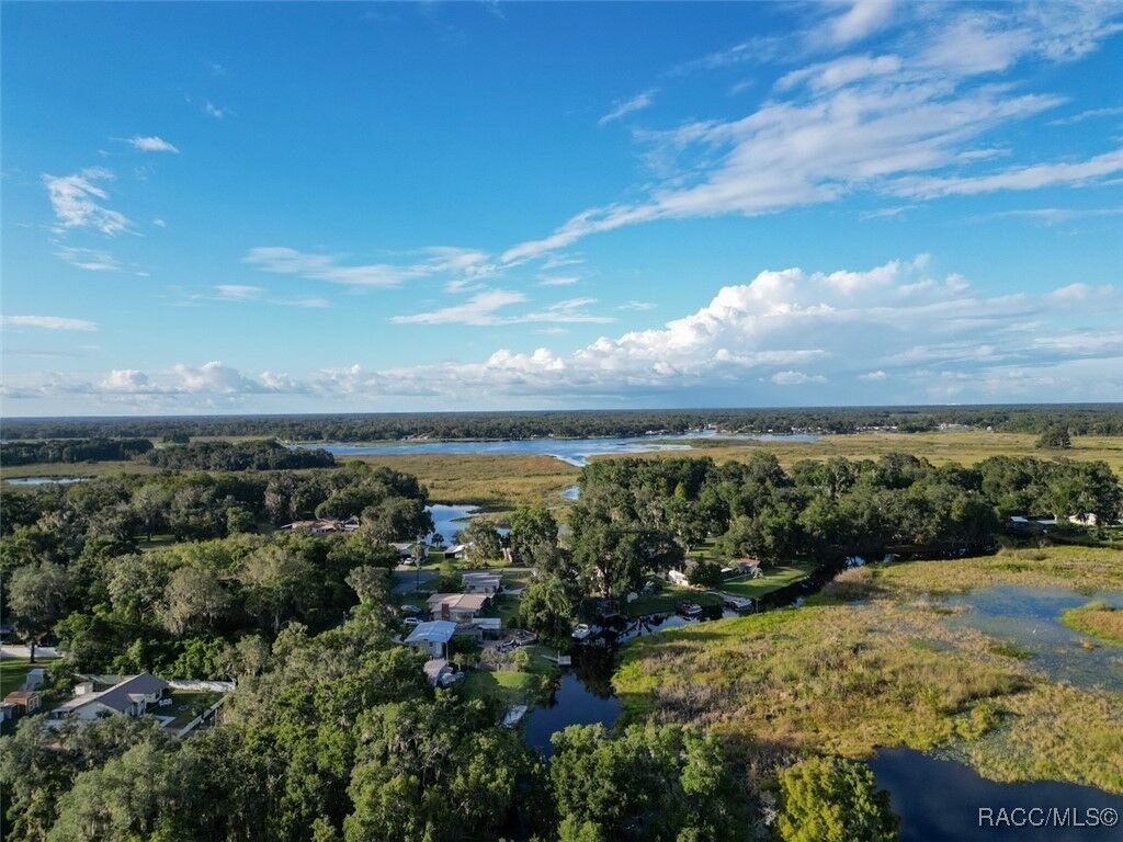 Property Photo:  8838 E Glow Lane  FL 34450 