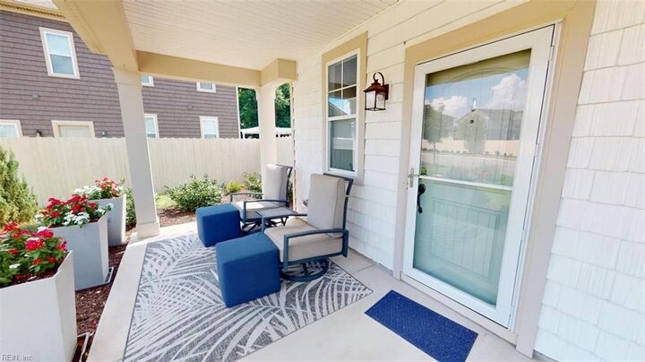 Property Photo: 531 Middleton Way VA 23322