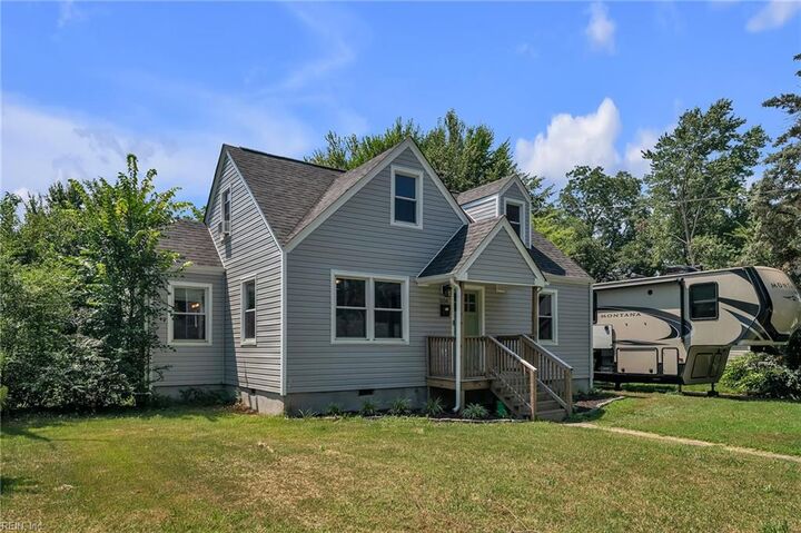 Property Photo:  1006 De Gaule St  VA 23605 