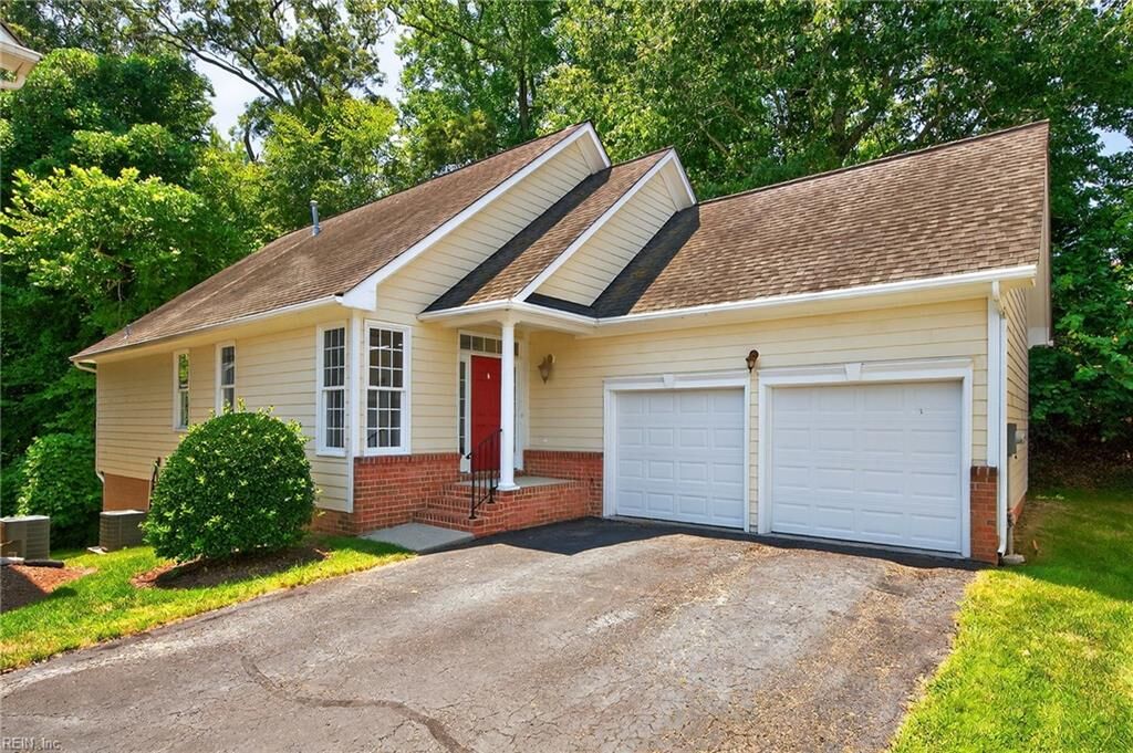 Property Photo:  509 Shaindel Dr  VA 23185 