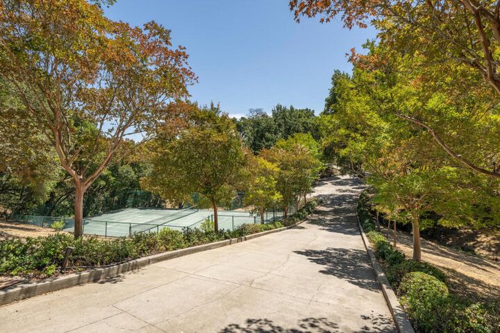 Property Photo: 333 Raymundo Drive CA 94062