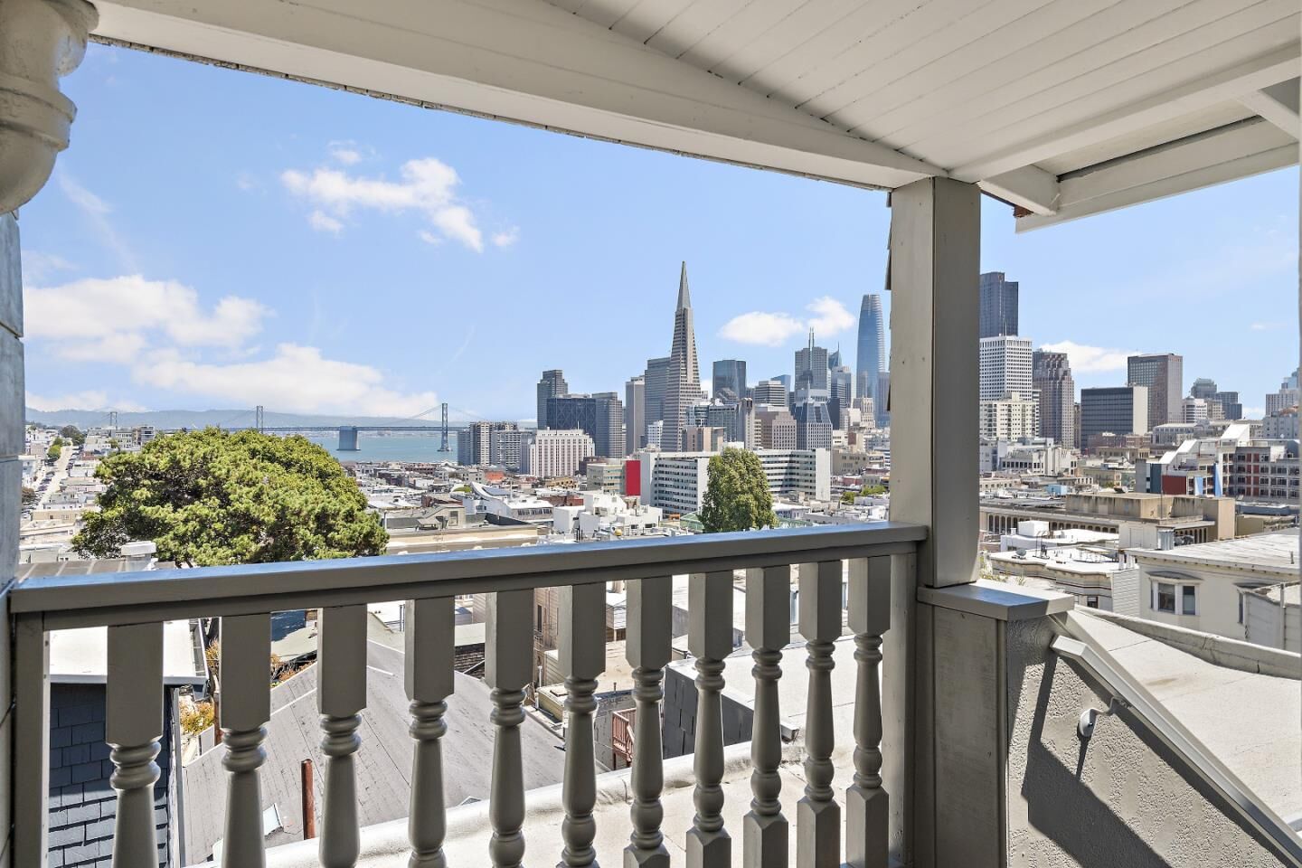 Property Photo: 950-954 Vallejo Street CA 94133