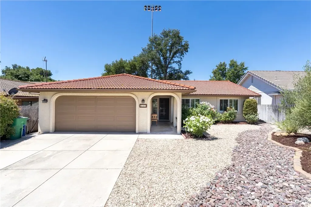 Property Photo: 415 Veronica Drive CA 93446