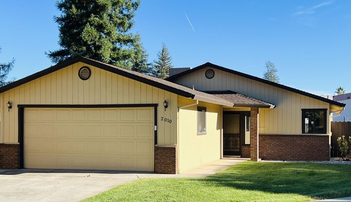 2010 Lazare Path  Redding CA 96001 photo