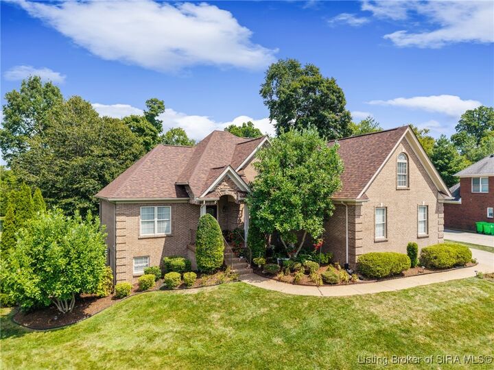 Property Photo: 3542 Lafayette Parkway IN 47119