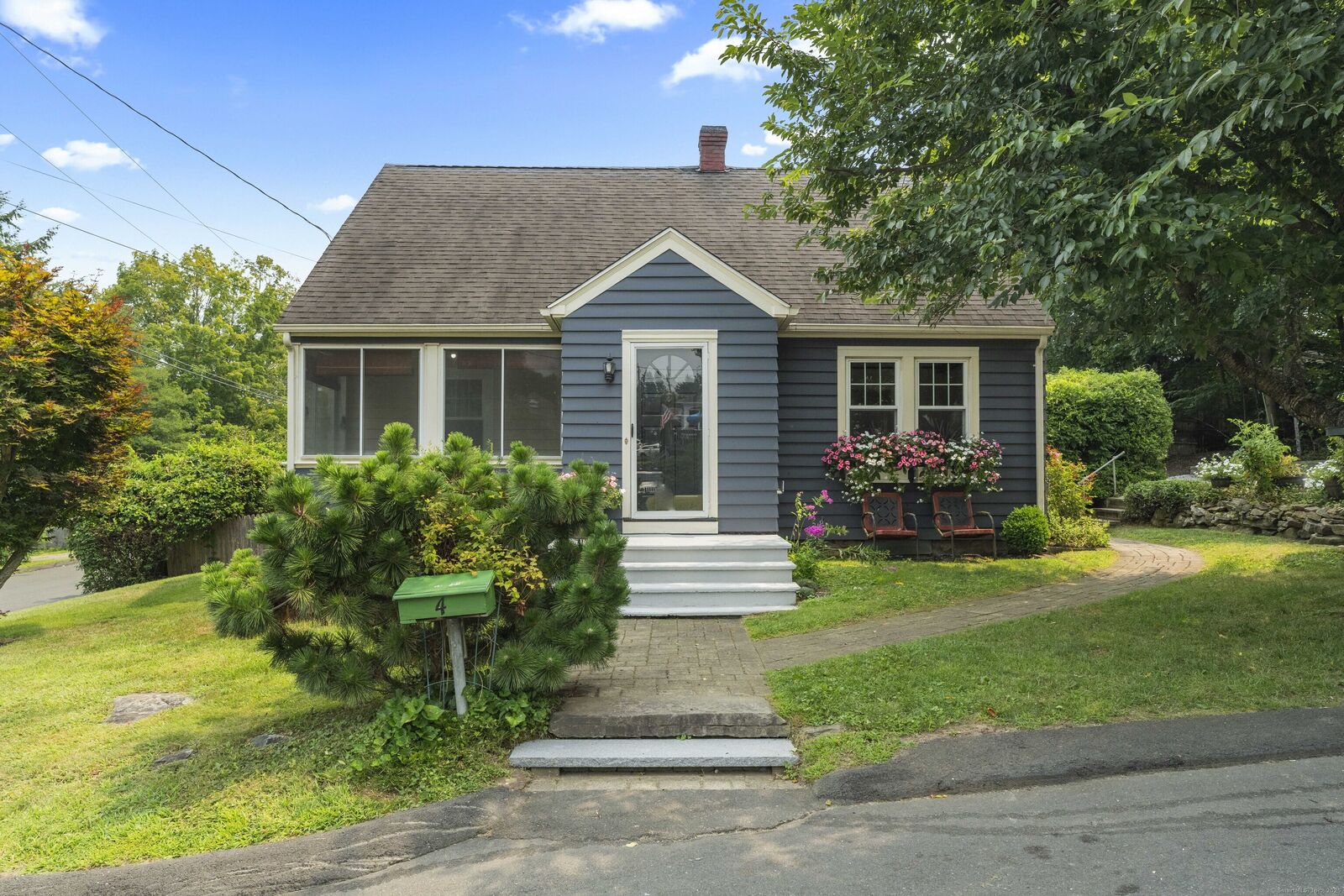 Property Photo: 4 Russell Street CT 06770