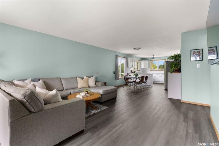Property Photo:  265 Browning Street  SK S0G 4P0 