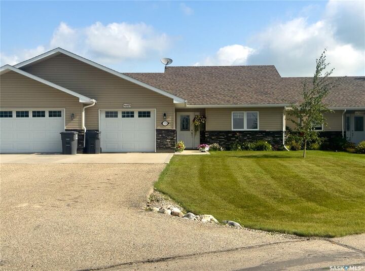 325 2nd Street  Waldheim SK S0K 4R0 photo