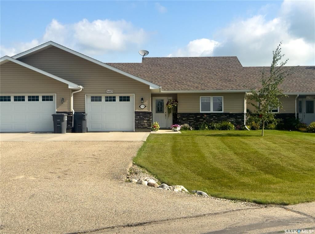 Photo de la propriété: 325 2nd Street SK S0K 4R0