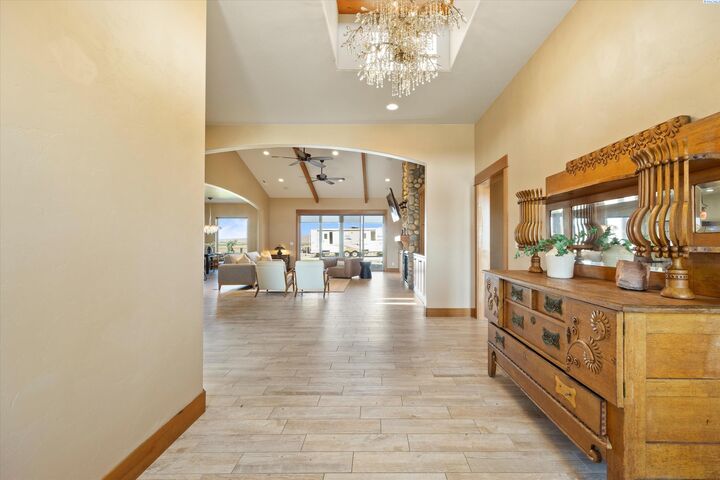 Property Photo:  7120 Bristol Ln  WA 99353 