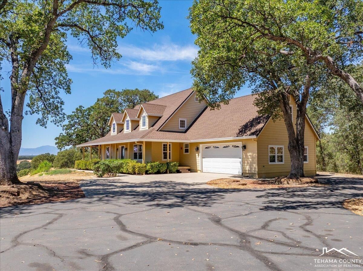Property Photo:  17080 Hooker Creek Road  CA 96080 