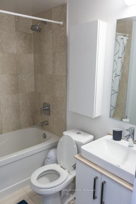 Property Photo:  12 York Street 3011  ON M5J 0A9 