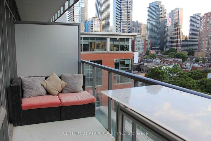Photo de la propriété: 33 Charles Street E 806 ON M4Y 1R9