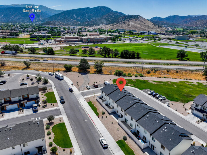 Property Photo: 280 W 2050 N St UT 84720