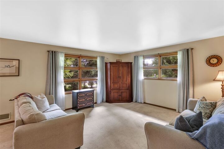 Property Photo: 638 Rose Street PA 15613