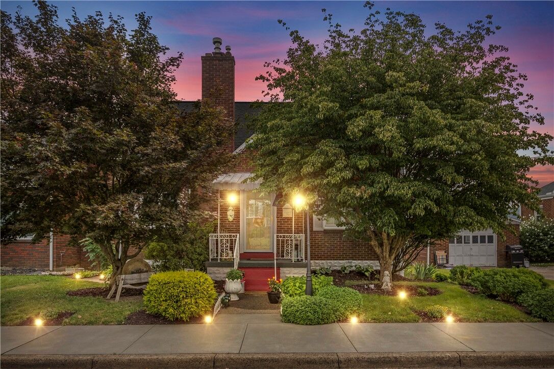 Property Photo:  220 S Allen Ave.  PA 15033 
