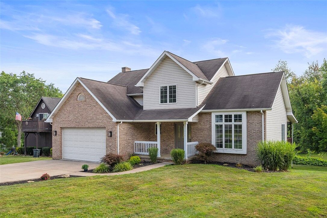 Property Photo:  117 Buss Rd  PA 15001 