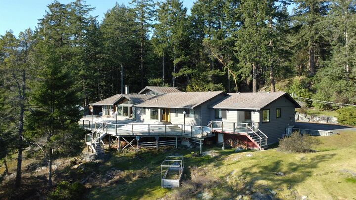 Photo de la propriété: 10881 Sunshine Coast Highway BC V7Z 1B8