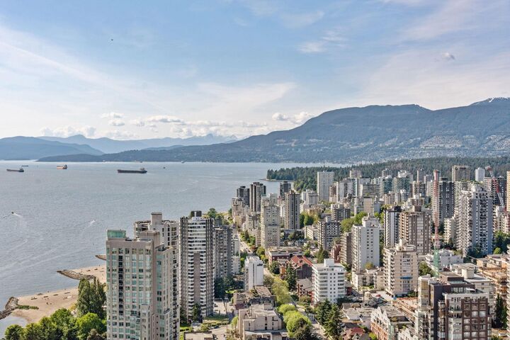 1480 Howe Street 4903  Vancouver BC V6Z 0G5 photo