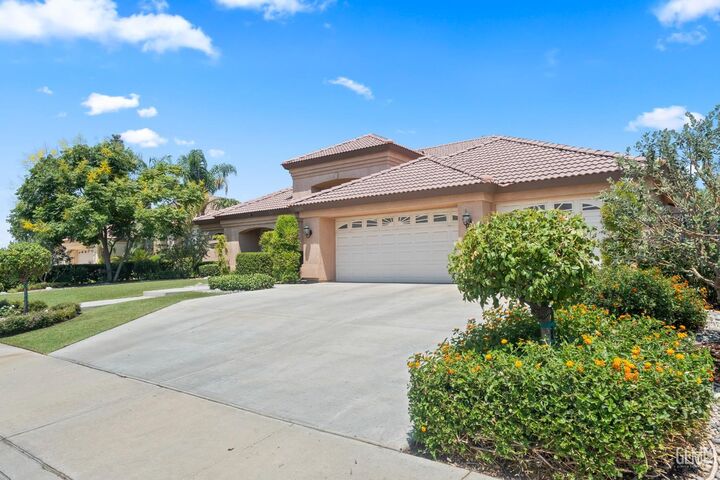 Property Photo:  13604 Providence Place  CA 93314 