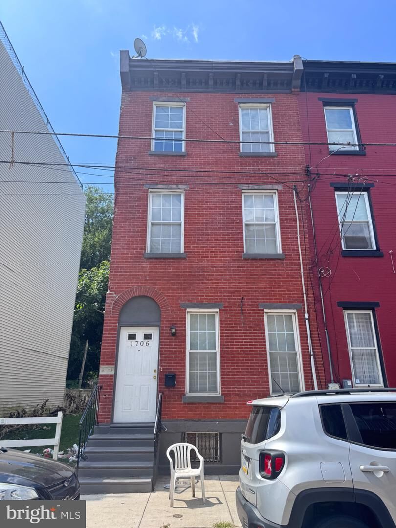 Property Photo: 1706 N Willington Street PA 19121
