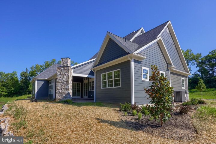 Property Photo: 421 Southampton Drive Lot 37 PA 17543