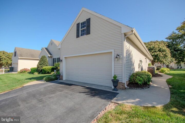 Property Photo:  137 Village Oak Drive  MD 21804 