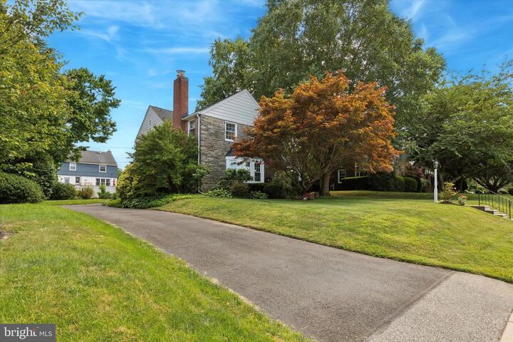 Property Photo: 231 Roberts Avenue PA 19038