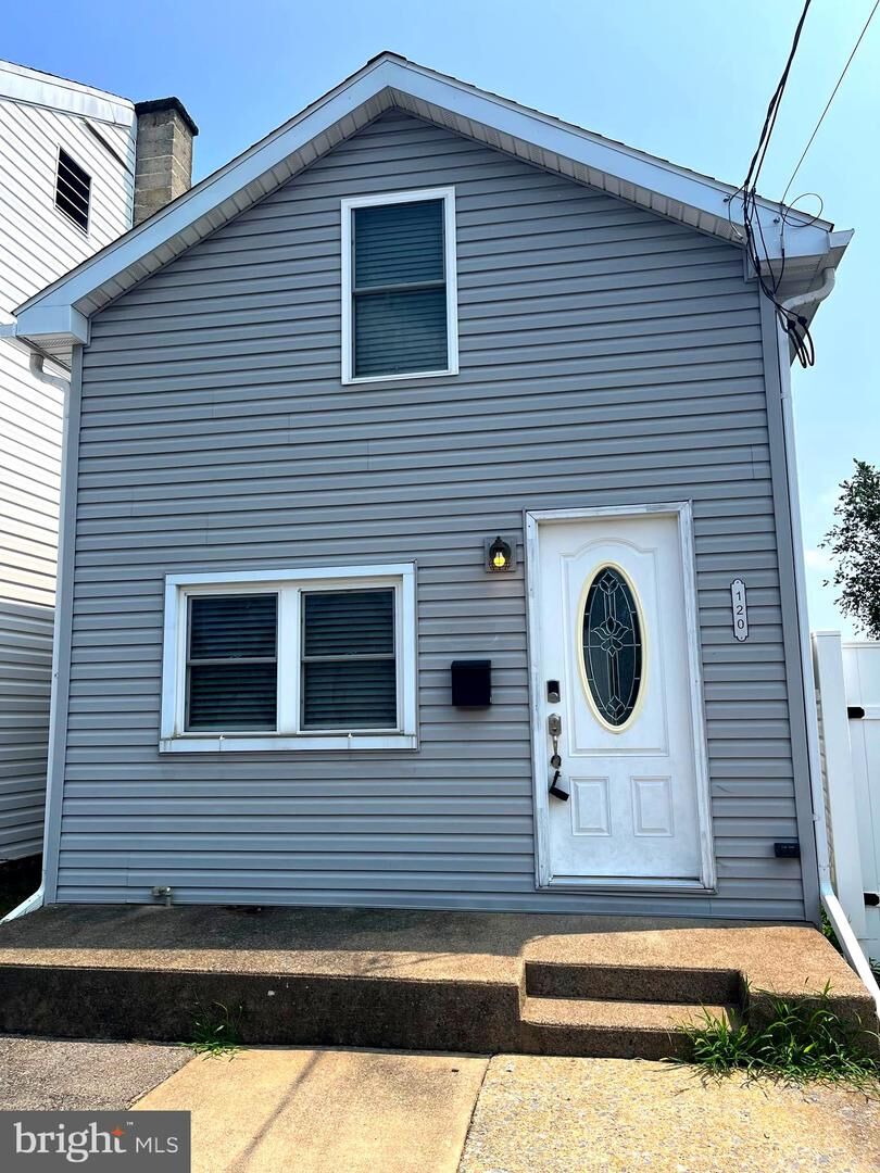 Property Photo:  120 N Frederick Street  PA 17055 