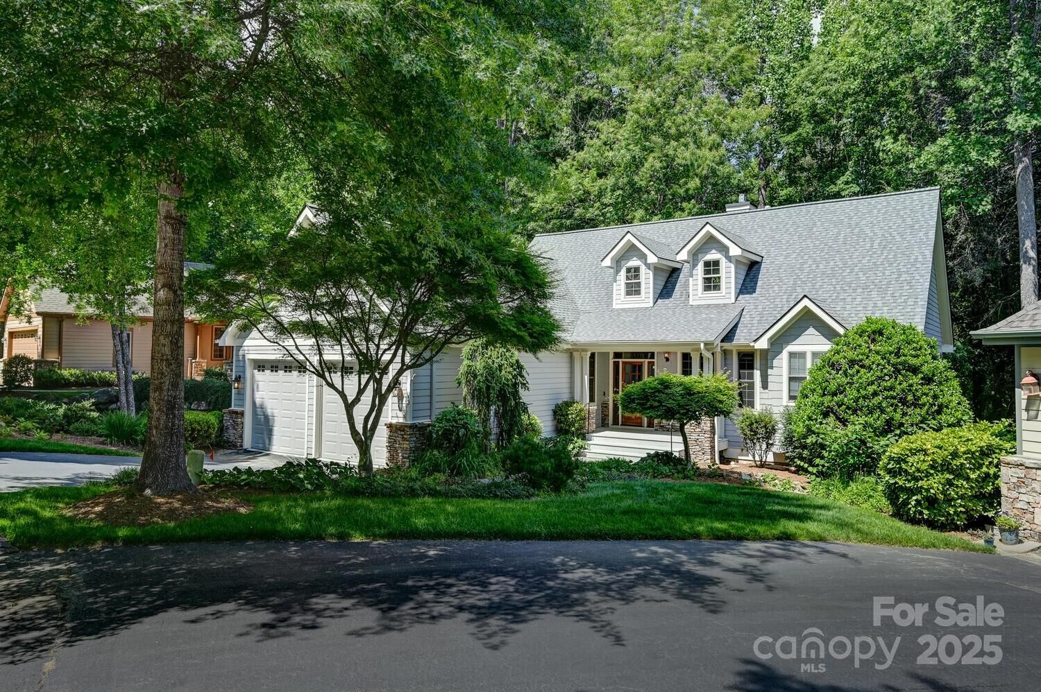 Property Photo:  43 S Kuykendall Court  NC 28739 